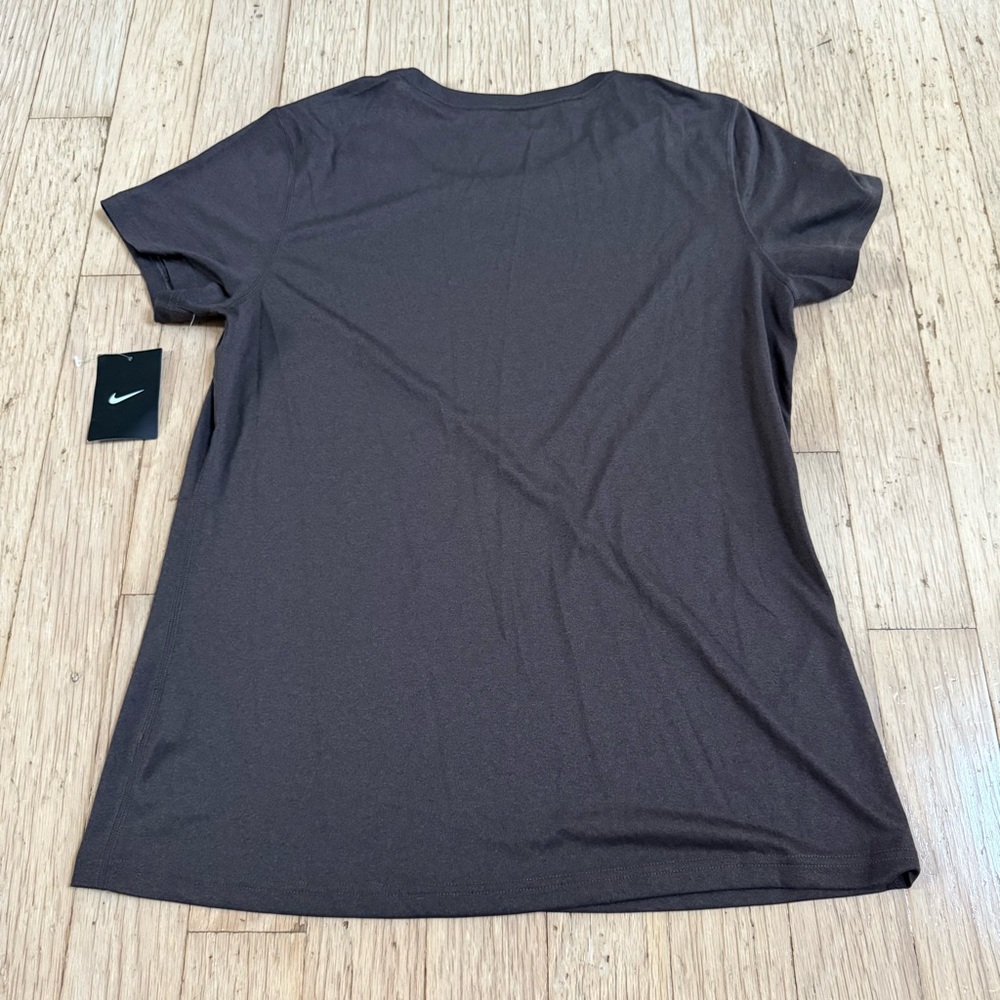 NIKE WOMENS LEGEND TEE - Picture 5 of 6